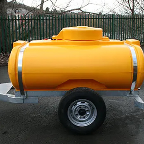 Wassertransportanhänger für Baustellen