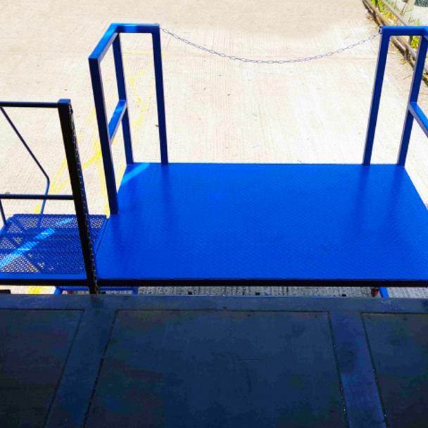 Platform With Integral Steps On Trailer