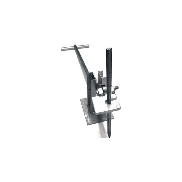 Road Form Stake Extractor Tool