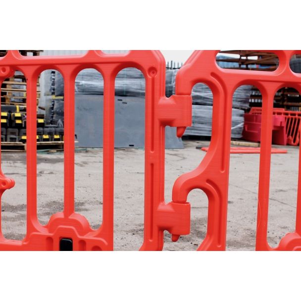Plastic Crowd Barrier Connection
