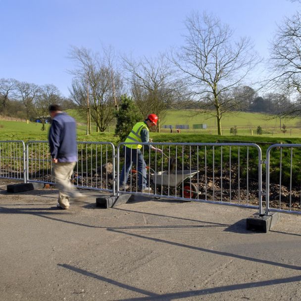 Loose Leg Steel Site Barrier