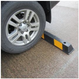 The Ramp People 1800 Mm Gummi Radstopper – Aus Recyceltem Gummi, Mit Bohrern & Befestigungsmaterial – Für Parkplätze & Garagen