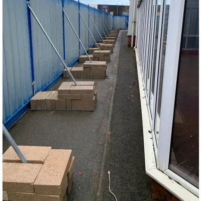 Stabilisierungssystem für Mobilzäune Stabilisierungssystem für Mobilzäune